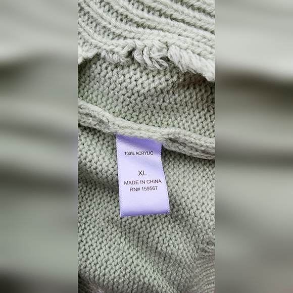 Mint Green Daisy Hoodie Sweater with Yellow Centers - Picture 4 of 4